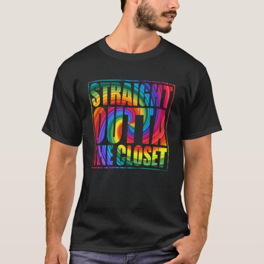 ストレートアウトタザクローゼットレインボーLGBTQゲイプライド Tシャツ (正面)