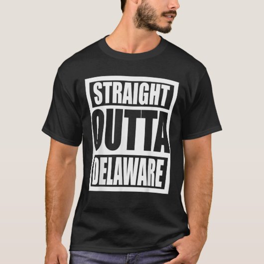 ストレートアウトタデラウェアおもしろいアイディアティー Tシャツ (正面)