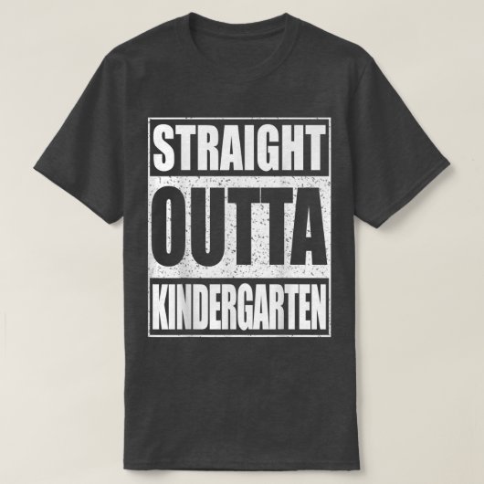 ストレートアウトタ幼稚園おかしな卒業 Tシャツ (デザイン正面)