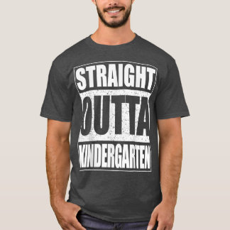 ストレートアウトタ幼稚園おかしな卒業 Tシャツ
