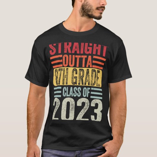ストレートoutta 8年生2023年8年生の卒業生 tシャツ (正面)