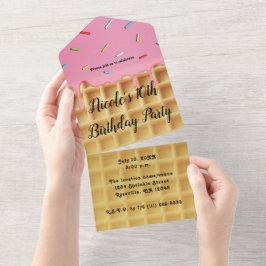 ストロベリーアイスクリームワッフルコーン誕生日 オールインワン招待状