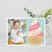 ストロベリーアイスクリーム子供の誕生日パーティー写真 招待状 (スタンド正面)