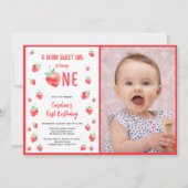 ストロベリーガールファースト誕生日フォト招待状 招待状 (正面)