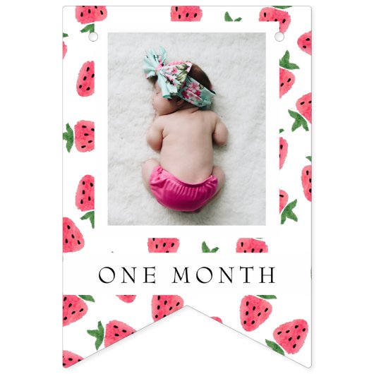 ストロベリーガールファースト誕生日マイルストーンの写真 バンティングフラッグ (第3の旗)