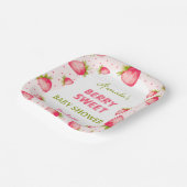 ストロベリーガールベビーシャワー ペーパープレート (傾斜あり)