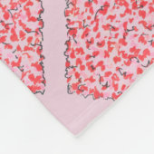 ストロベリーショートケーキピンクのアイスクリームポップシクル フリースブランケット (角)