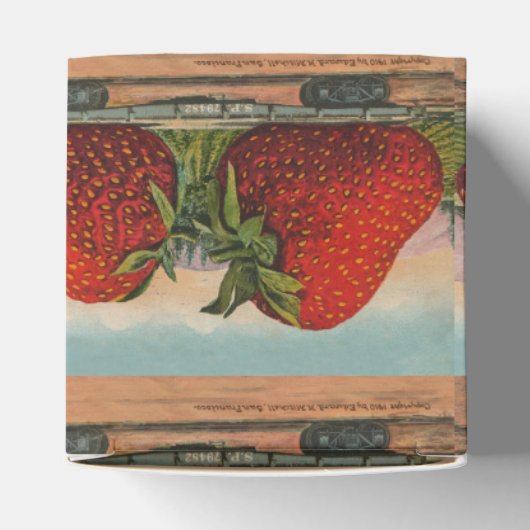 ストロベリージャイアントアンティークフルーツおもしろい フェイバーボックス (上部)