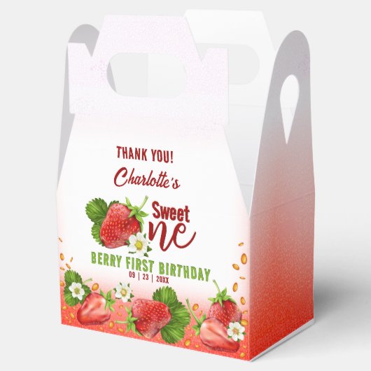 ストロベリースウィートワン最初の誕生日パーティー フェイバーボックス (オープン)