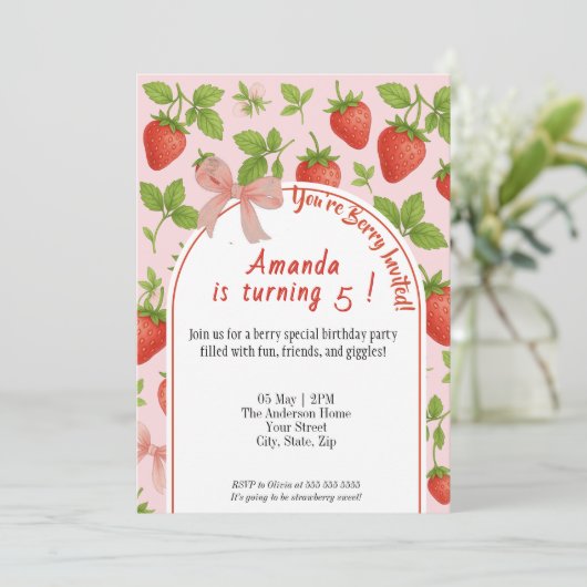 ストロベリースウィート子供の誕生日招待状 | ピンク 招待状 (スタンド正面)