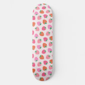 ストロベリーチェック&アーガイルクリスマスピンクグリーン スケートボード (正面)