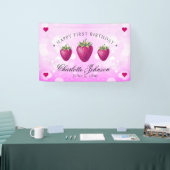 ストロベリーハート誕生日ガールピンク 横断幕 (トレードショー)