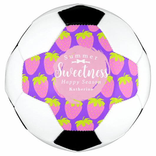 ストロベリーパープル サッカーボール (正面)