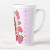 ストロベリーピンク写真誕生日 カフェラテマグ (右)