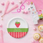 ストロベリーピンク&グリーン誕生日 ペーパープレート (パーティー)