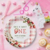 ストロベリーファースト誕生日パーティーベリー ペーパープレート (パーティー)