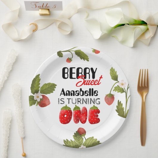 ストロベリーファースト誕生日 ペーパープレート (ウェディング)