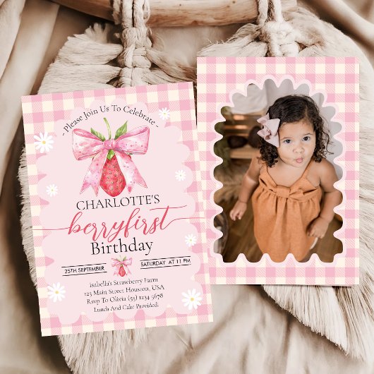 ストロベリーファースト1歳の誕生日パーティー写真 招待状
