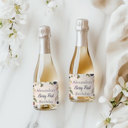ストロベリーファースト1歳パーティー スパークリングワインラベル
