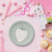 ストロベリーフィールズベリーファースト誕生日 |少女 ペーパープレート (パーティー)