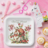 ストロベリーフェアリーベリースイートガールズファースト誕生日 ペーパープレート (パーティー)