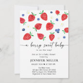 ストロベリーブルーベリーベリースイートベビーシャワー 招待状 (正面)