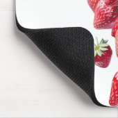 ストロベリーラバーズ – 散在の一握りのフルーツパター マウスパッド (コーナー)