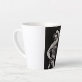 ストロングメンユーゲンサンドーボディビルによる新しいポーズ カフェラテマグ (左アングル)