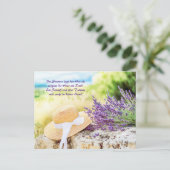 ストロー帽と石壁のラベンダー シーズンポストカード (スタンド正面)