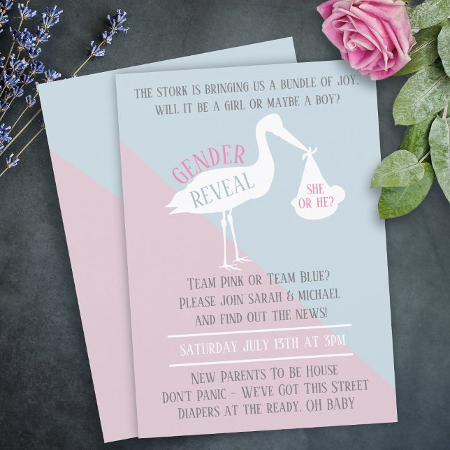 ストークベビーピンクまたはブルージェンダーのリビール招待状 (A stork Gender Reveal Invitation. If you want a version with a digital download - get in touch)