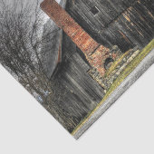 ストーミーの空の下の風車で風化された納屋 薄葉紙 (詳細)