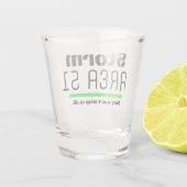 ストームエリア51彼らは私たちストップのすべてのイベントできない ショットグラス (裏面)