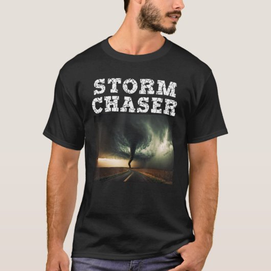 ストームチェザートルネド写真気象予報気象 Tシャツ (正面)