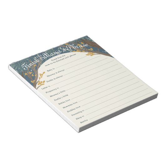 ストーリーブックウッドランド赤ちゃんシャワー終了フレーズのゲーム ノートパッド (アングル)