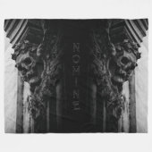 ストーンウィングススカル フリースブランケット (正面(横))