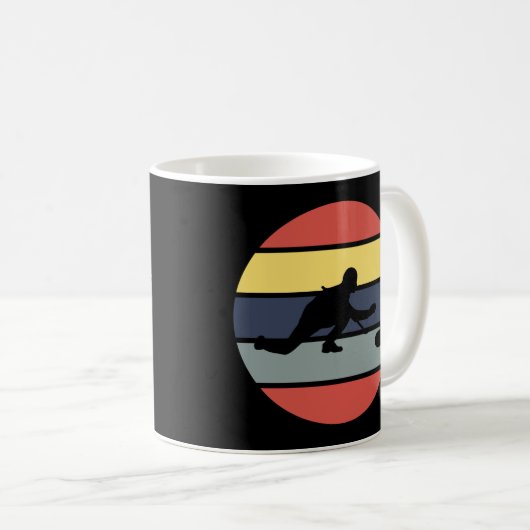 ストーンカーリングウィンタースポーツカーラーレトロヴィンテージ コーヒーマグカップ (正面右)