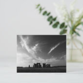 ストーンヘンジの上の雲 ポストカード (スタンド正面)