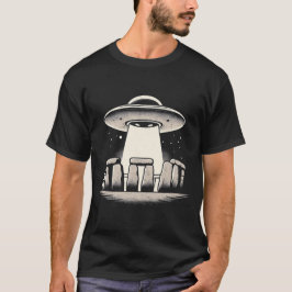 ストーンヘンジのUFO Tシャツ