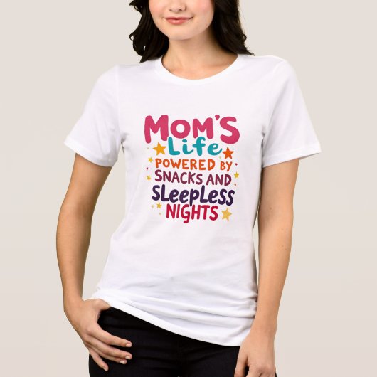 スナックと眠れない夜に力を注ぐ母の生活 トライブレンドＴシャツ (正面)