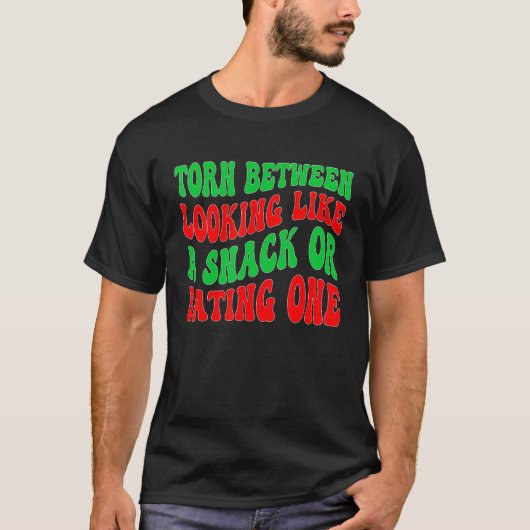 スナックのように見える人と食べの人の間で裂ける Tシャツ (正面)