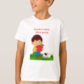 スナックを手に、人生は壮大である Tシャツ (正面)