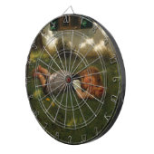 スナックタイム（草の上に横たわる甘い若い女の子） ダーツボード (正面右)