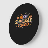 スナッグルスクワッドNICUナース新生児ナースハロウィーン ラージ壁時計 (傾斜)