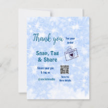 スナップタグをシェアしてソーシャルメディアで輝くブルーのQRコード