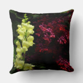 スナップドラゴンとパゴダの花カラフルフローラ クッション (裏面)