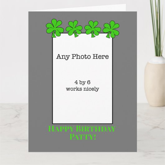 スナーキーアイリッシュ誕生日 カード (正面)