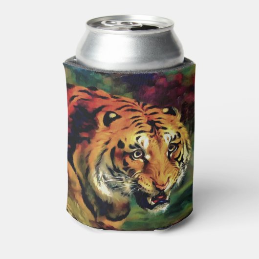 スナーリングタイガー芸術的ポートレート 缶クーラー (缶裏面)
