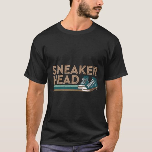 スニーカー頭スニーカー中毒スニーカー収集家 Tシャツ (正面)