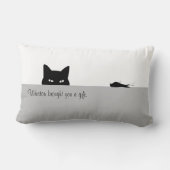 スニーキー・キャットがプレゼント ランバークッション (裏面)