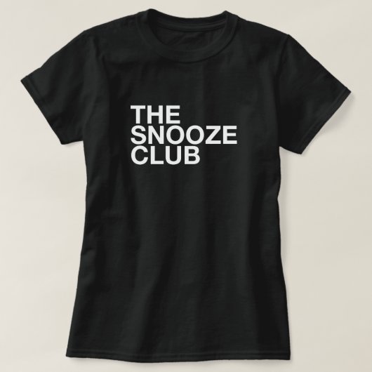 スヌーズ クラブ - ミニマル タイポグラフィー Tシャツ (デザイン正面)